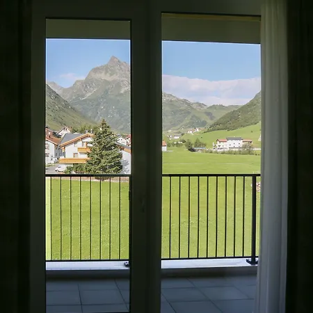 Ξενοδοχείο Zontaja Superior 3*