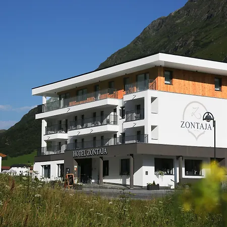 Zontaja Superior Hotel 3*