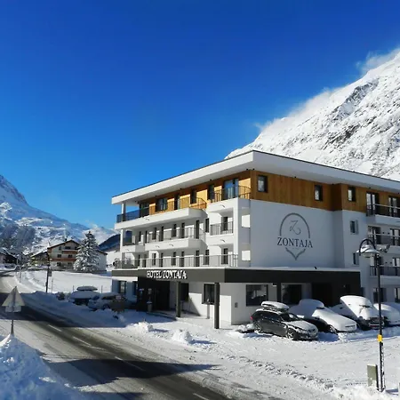 Hotel Zontaja Superior 3*
